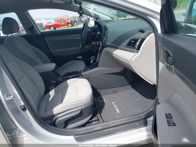 Продажа на аукционе авто 2018 Hyundai Elantra Sel, vin: 5NPD84LF3JH239421, номер лота: 45033022