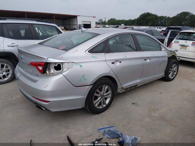 Продажа на аукционе авто 2015 Hyundai Sonata Eco, vin: 5NPE24AAXFH180792, номер лота: 45033026