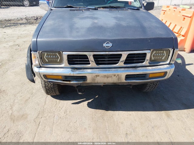 1995 Nissan Truck King Cab Se/king Cab Xe მანქანა იყიდება აუქციონზე, vin: 1N6HD16Y7SC360925, აუქციონის ნომერი: 45033036
