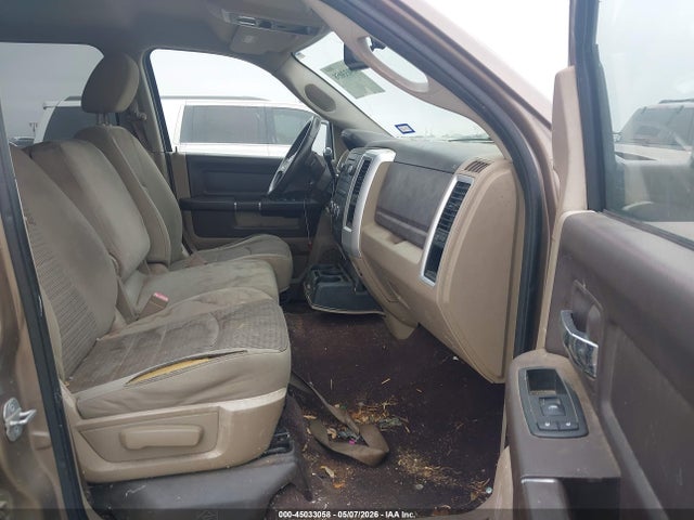 45033058 :رقم المزاد ، 1D7RB1CT8AS156361 vin ، 2010 Dodge Ram 1500 Slt/sport/trx مزاد بيع