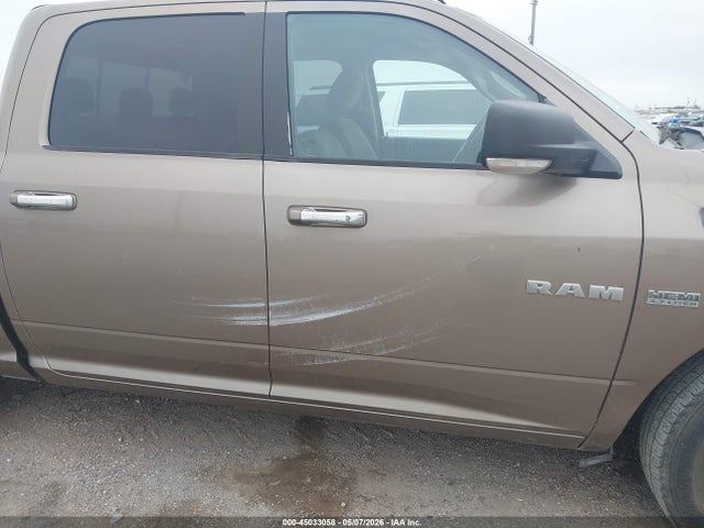 45033058 :رقم المزاد ، 1D7RB1CT8AS156361 vin ، 2010 Dodge Ram 1500 Slt/sport/trx مزاد بيع