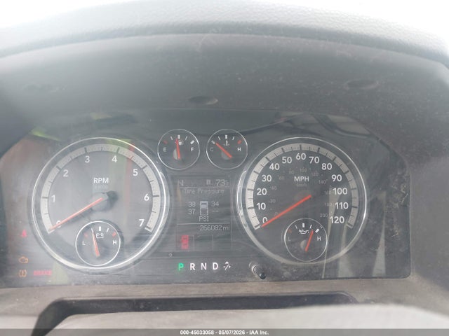 45033058 :رقم المزاد ، 1D7RB1CT8AS156361 vin ، 2010 Dodge Ram 1500 Slt/sport/trx مزاد بيع