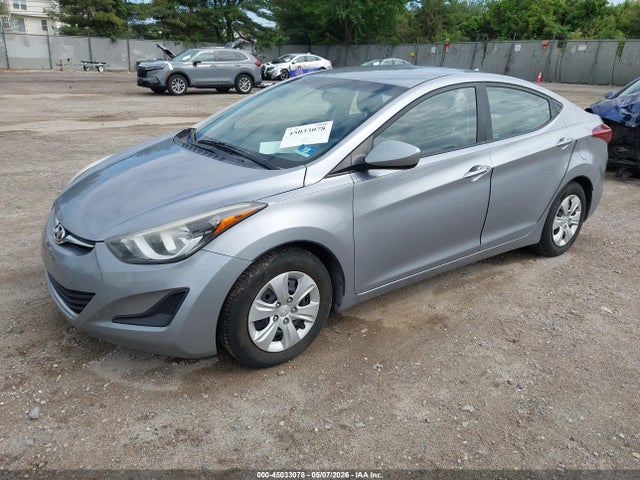 Продажа на аукционе авто 2016 Hyundai Elantra Se, vin: 5NPDH4AEXGH721824, номер лота: 45033078