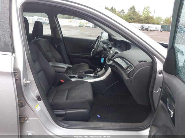 45033081 :رقم المزاد ، 1HGCR2F50EA030202 vin ، 2014 Honda Accord Sport مزاد بيع