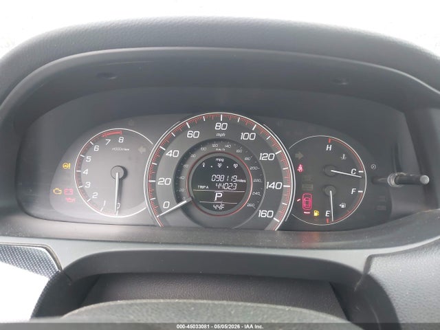 45033081 :رقم المزاد ، 1HGCR2F50EA030202 vin ، 2014 Honda Accord Sport مزاد بيع