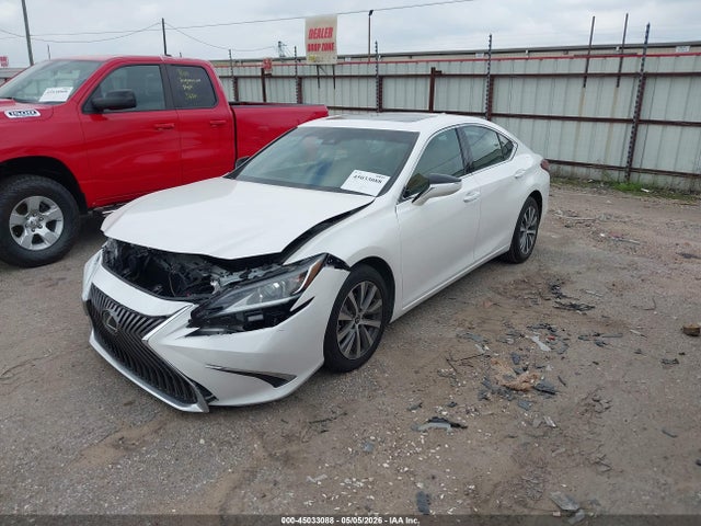 45033088 :رقم المزاد ، 58ADZ1B1XLU066303 vin ، 2020 Lexus Es 350 مزاد بيع