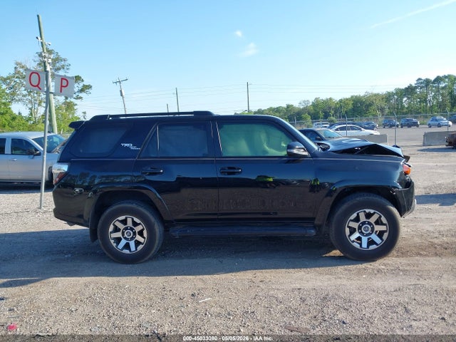 Продажа на аукционе авто 2021 Toyota 4runner Trd Off Road Premium, vin: JTERU5JR7M5943321, номер лота: 45033090
