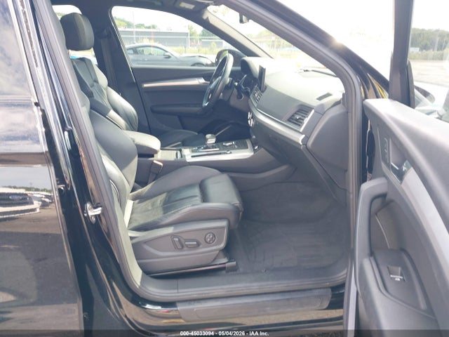 45033094 :رقم المزاد ، WA1ANAFY8L2100827 vin ، 2020 Audi Q5 Premium 45 Tfsi Quattro S Tronic مزاد بيع