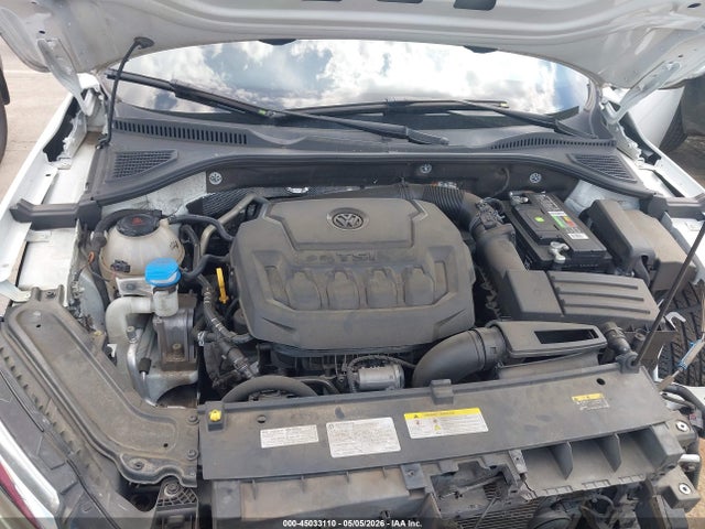 Продаж на аукціоні авто 2021 Volkswagen Passat 2.0t R-line, vin: 1VWMA7A36MC000697, номер лоту: 45033110