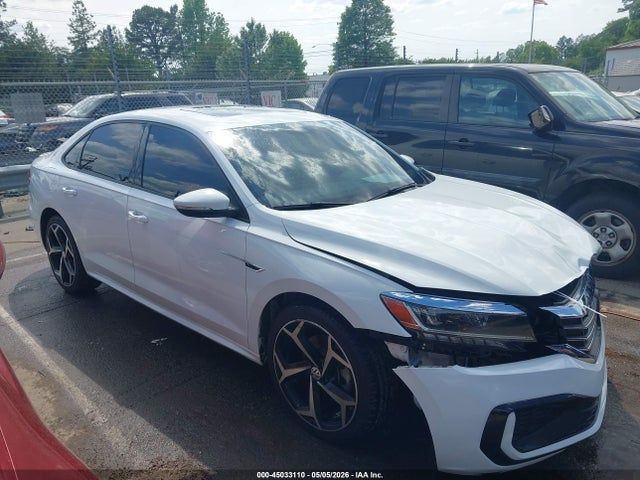 Продаж на аукціоні авто 2021 Volkswagen Passat 2.0t R-line, vin: 1VWMA7A36MC000697, номер лоту: 45033110