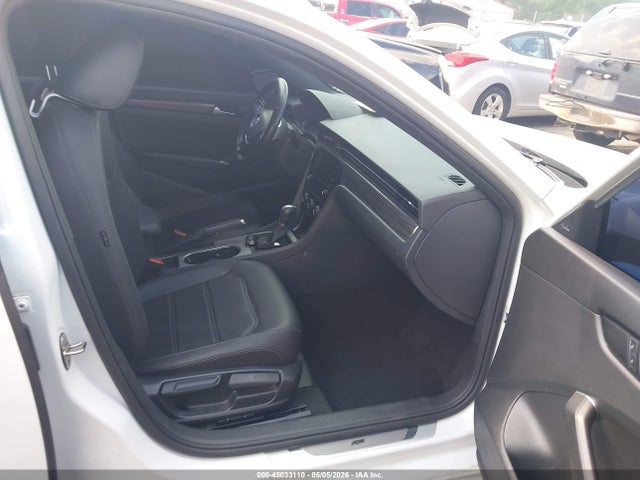 Продаж на аукціоні авто 2021 Volkswagen Passat 2.0t R-line, vin: 1VWMA7A36MC000697, номер лоту: 45033110