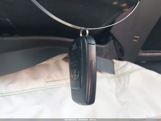 NMTKHMBX5JR026514 Toyota C-hr Xle Premium