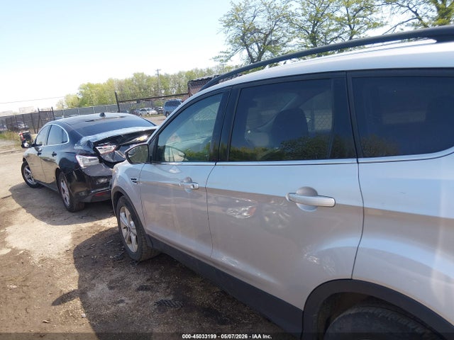 45033199 :رقم المزاد ، 1FMCU0GX9GUC08977 vin ، 2016 Ford Escape Se مزاد بيع