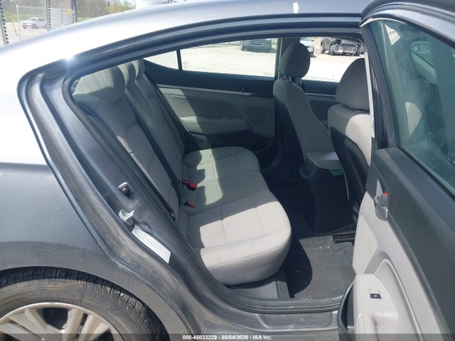 45033229 :رقم المزاد ، 5NPD84LF6KH470833 vin ، 2019 Hyundai Elantra Sel مزاد بيع