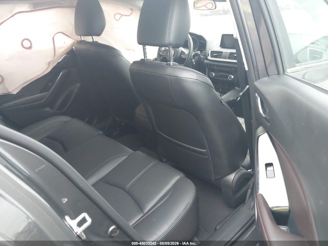 2018 Mazda Mazda3 Touring მანქანა იყიდება აუქციონზე, vin: 3MZBN1L35JM194669, აუქციონის ნომერი: 45033242