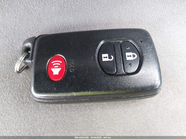 45033269 :رقم المزاد ، JTDKN3DU9A0009922 vin ، 2010 Toyota Prius Iii مزاد بيع