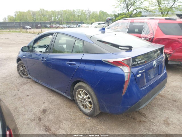 45033277 :رقم المزاد ، JTDKBRFU5H3540374 vin ، 2017 Toyota Prius Two مزاد بيع