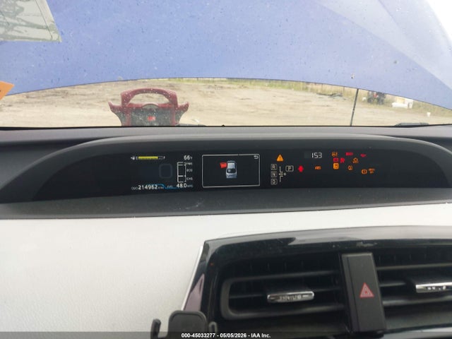 45033277 :رقم المزاد ، JTDKBRFU5H3540374 vin ، 2017 Toyota Prius Two مزاد بيع
