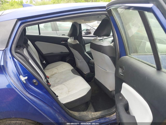 45033277 :رقم المزاد ، JTDKBRFU5H3540374 vin ، 2017 Toyota Prius Two مزاد بيع