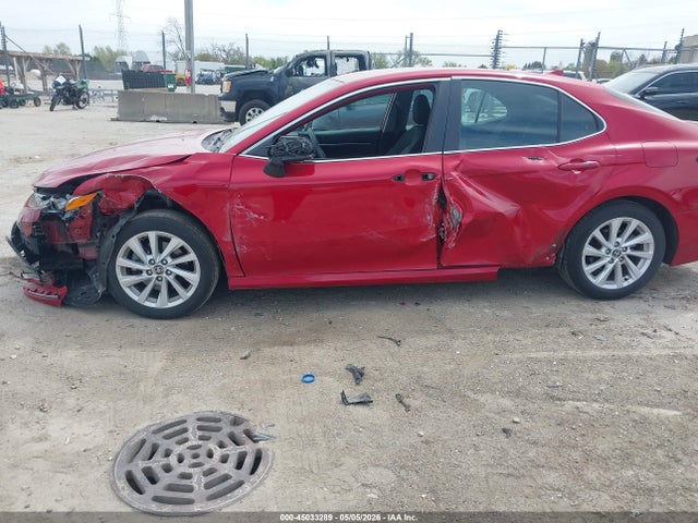 Продажа на аукционе авто 2023 Toyota Camry Le, vin: 4T1C11AK6PU083836, номер лота: 45033289