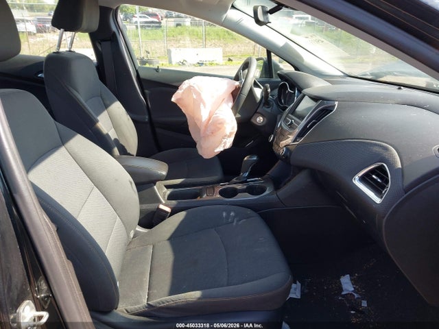 45033318 :رقم المزاد ، 1G1BC5SM1K7150196 vin ، 2019 Chevrolet Cruze Ls مزاد بيع