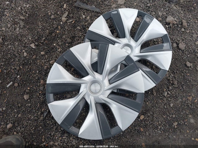 45033324 :رقم المزاد ، 7SAYGDEE9PF790892 vin ، 2023 Tesla Model Y Awd/long Range Dual Motor All-wheel Drive مزاد بيع
