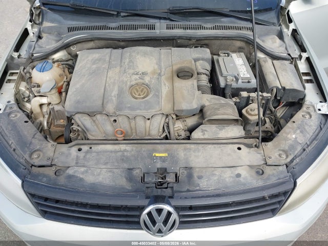 45033402 :رقم المزاد ، 3VWDZ7AJ2BM384500 vin ، 2011 Volkswagen Jetta 2.5l Se مزاد بيع