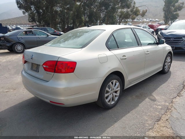 45033402 :رقم المزاد ، 3VWDZ7AJ2BM384500 vin ، 2011 Volkswagen Jetta 2.5l Se مزاد بيع