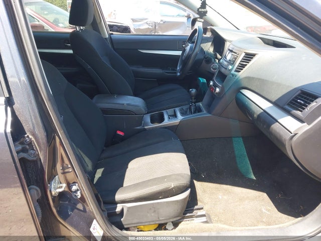 2013 Subaru Outback 2.5i მანქანა იყიდება აუქციონზე, vin: 4S4BRBAC7D1271944, აუქციონის ნომერი: 45033403
