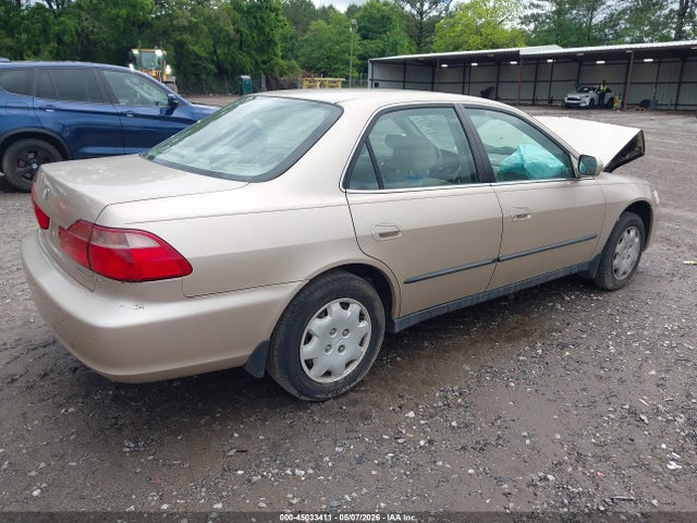 45033411 :رقم المزاد ، 1HGCG5647YA051969 vin ، 2000 Honda Accord 2.3 Lx مزاد بيع
