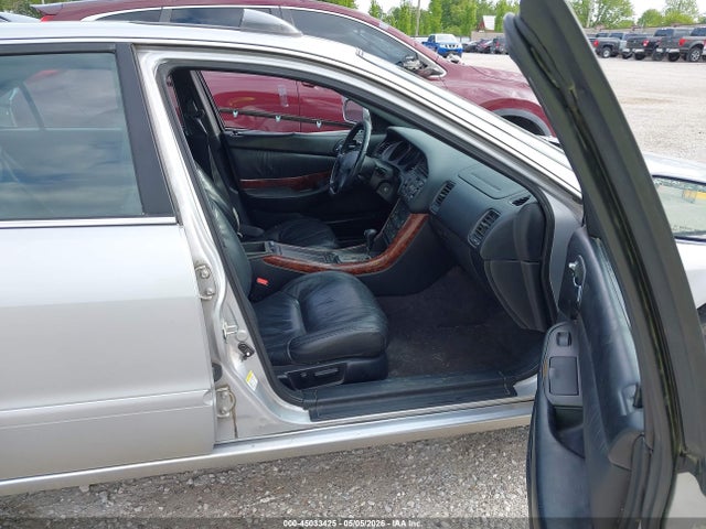 Продаж на аукціоні авто 2000 Acura Tl 3.2, vin: 19UUA5665YA033834, номер лоту: 45033425