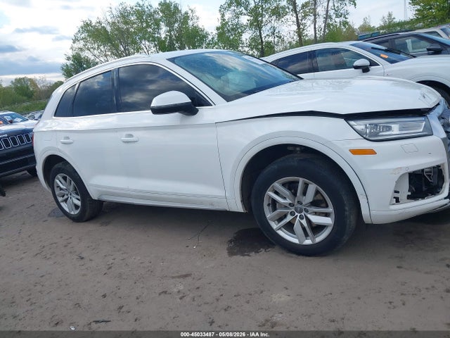 Продажа на аукционе авто 2020 Audi Q5 Premium 45 Tfsi Quattro S Tronic/titanium Premium 45 Tfsi Quattro S Tronic, vin: WA1ANAFY9L2064016, номер лота: 45033487