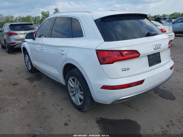 Продажа на аукционе авто 2020 Audi Q5 Premium 45 Tfsi Quattro S Tronic/titanium Premium 45 Tfsi Quattro S Tronic, vin: WA1ANAFY9L2064016, номер лота: 45033487