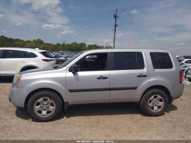 Auction sale of the 2015 Honda Pilot Lx, vin: 5FNYF4H22FB044302, lot number: 45033537