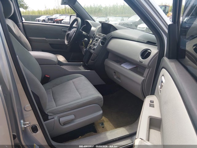 Auction sale of the 2015 Honda Pilot Lx, vin: 5FNYF4H22FB044302, lot number: 45033537