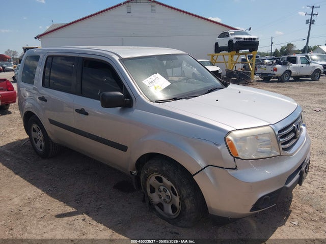 Auction sale of the 2015 Honda Pilot Lx, vin: 5FNYF4H22FB044302, lot number: 45033537
