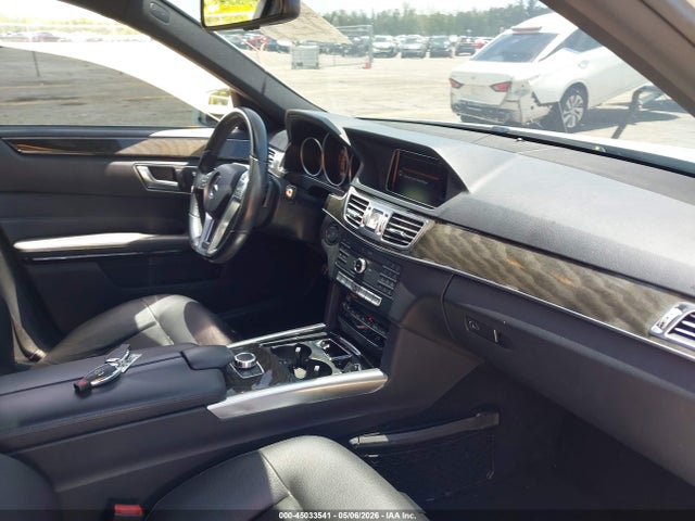 45033541 :رقم المزاد ، WDDHF8JB7GB257466 vin ، 2016 Mercedes-benz E 350 4matic مزاد بيع