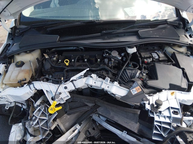 45033595 :رقم المزاد ، 1FADP3K24JL235231 vin ، 2018 Ford Focus Se مزاد بيع