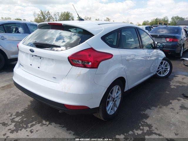 45033595 :رقم المزاد ، 1FADP3K24JL235231 vin ، 2018 Ford Focus Se مزاد بيع