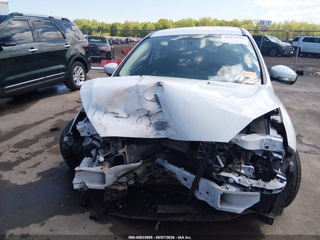 45033595 :رقم المزاد ، 1FADP3K24JL235231 vin ، 2018 Ford Focus Se مزاد بيع