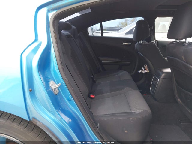 45033598 :رقم المزاد ، 2C3CDXHGXFH826049 vin ، 2015 Dodge Charger Sxt مزاد بيع