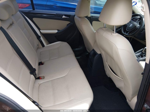 2017 Volkswagen Jetta 1.8t Sel/1.8t Sel Premium მანქანა იყიდება აუქციონზე, vin: 3VWL17AJXHM382392, აუქციონის ნომერი: 45033635