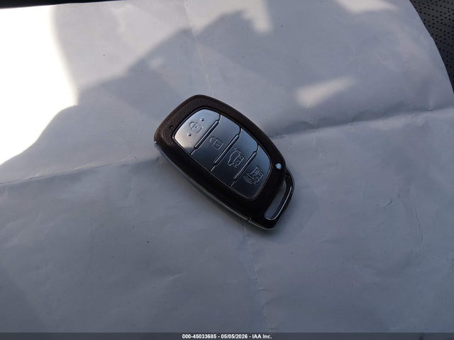 Продажа на аукционе авто 2019 Hyundai Elantra Limited, vin: KMHD84LFXKU811958, номер лота: 45033685