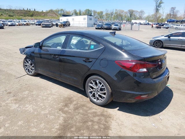 Продажа на аукционе авто 2019 Hyundai Elantra Limited, vin: KMHD84LFXKU811958, номер лота: 45033685