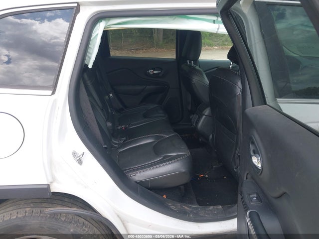 45033695 :رقم المزاد ، 1C4PJLCS5EW105549 vin ، 2014 Jeep Cherokee Latitude مزاد بيع