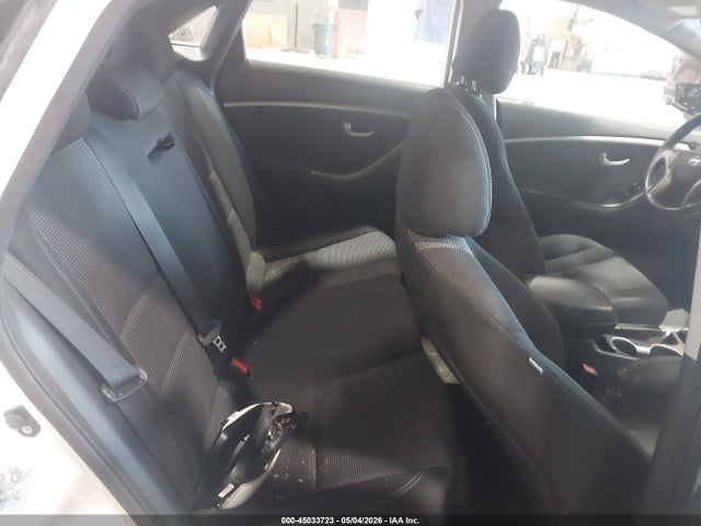 2017 Hyundai Elantra Gt მანქანა იყიდება აუქციონზე, vin: KMHD35LH9HU384545, აუქციონის ნომერი: 45033723