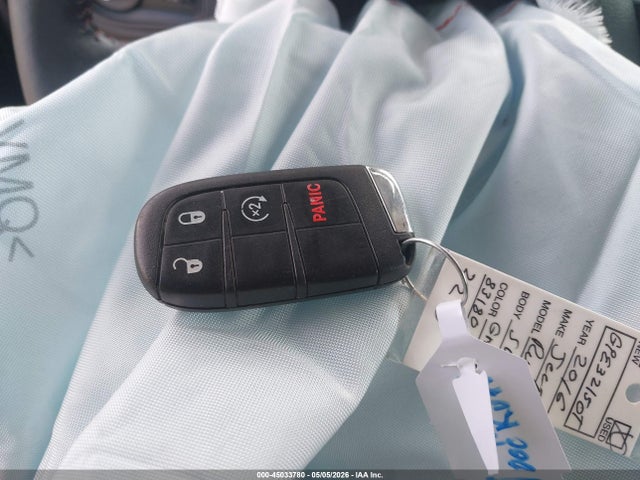 Продажа на аукционе авто 2016 Jeep Renegade Trailhawk, vin: ZACCJBCT7GPE32150, номер лота: 45033780