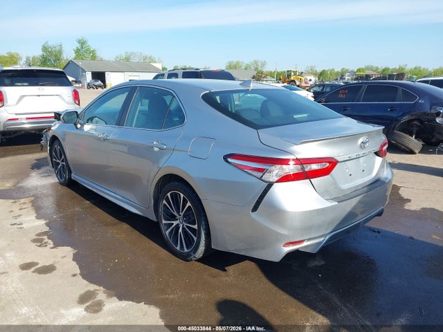 45033844 :رقم المزاد ، 4T1M11AK9LU890530 vin ، 2020 Toyota Camry Se مزاد بيع