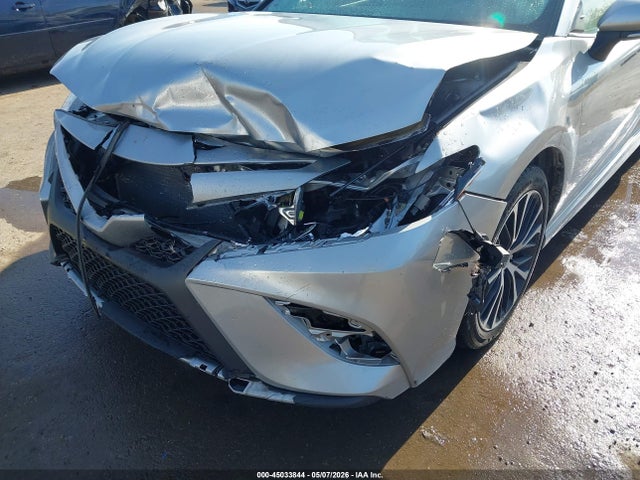 45033844 :رقم المزاد ، 4T1M11AK9LU890530 vin ، 2020 Toyota Camry Se مزاد بيع