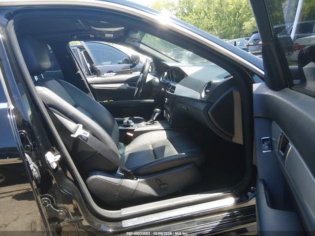 45033853 :رقم المزاد ، WDDGF8ABXDR296311 vin ، 2013 Mercedes-benz C 300 Sport 4matic مزاد بيع